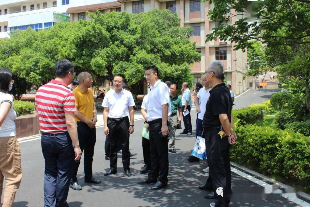 庄稼祥强调,教育是最大的民生问题,希望各有关部门,责任单位紧盯目标