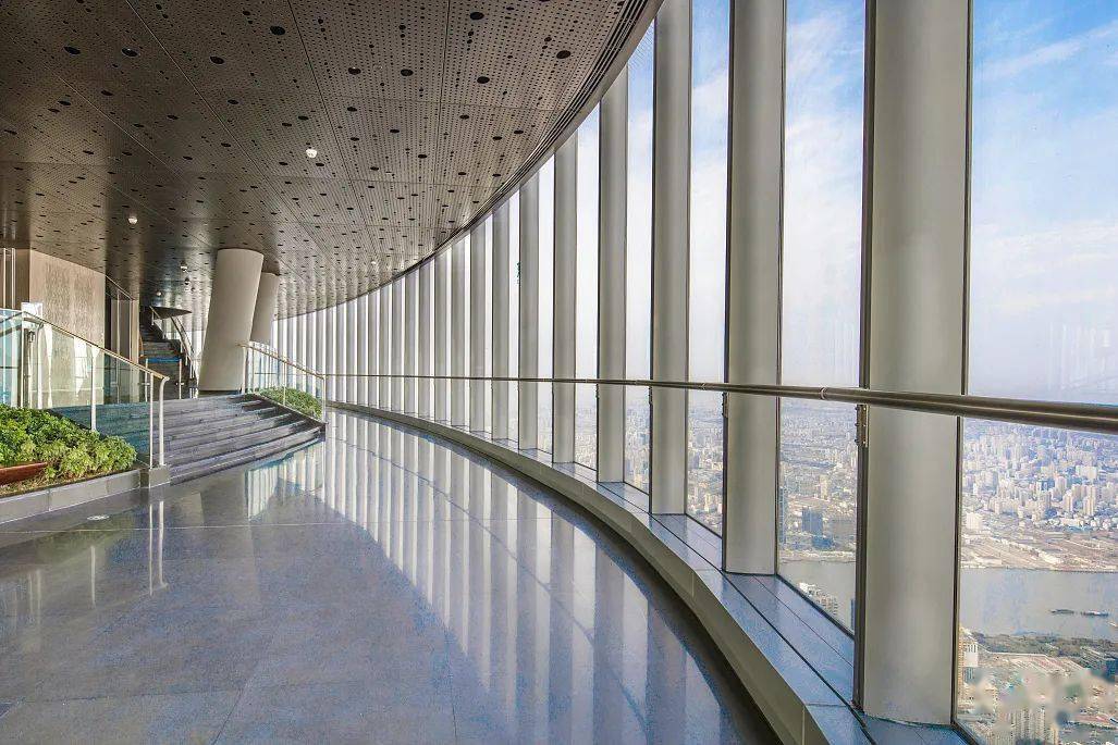 坐标 118层,119层在上海之巅吃掉上海中心地址:上海中心大厦5层,上海