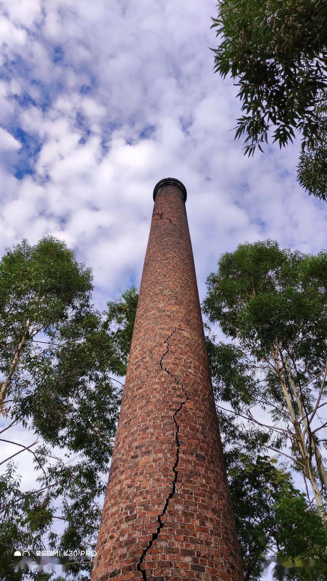 满满的记忆曾经矗立宾阳几十年的大烟囱