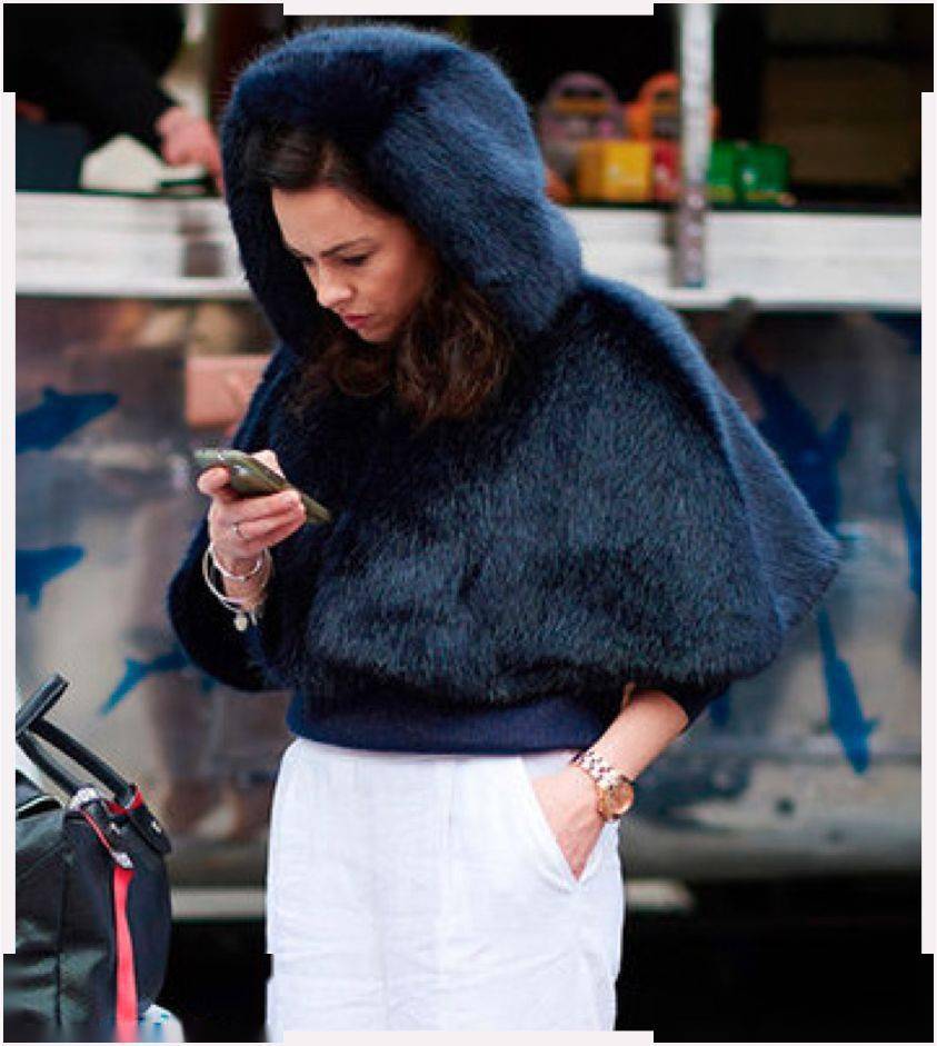 今秋斗篷最时尚一点都不意外