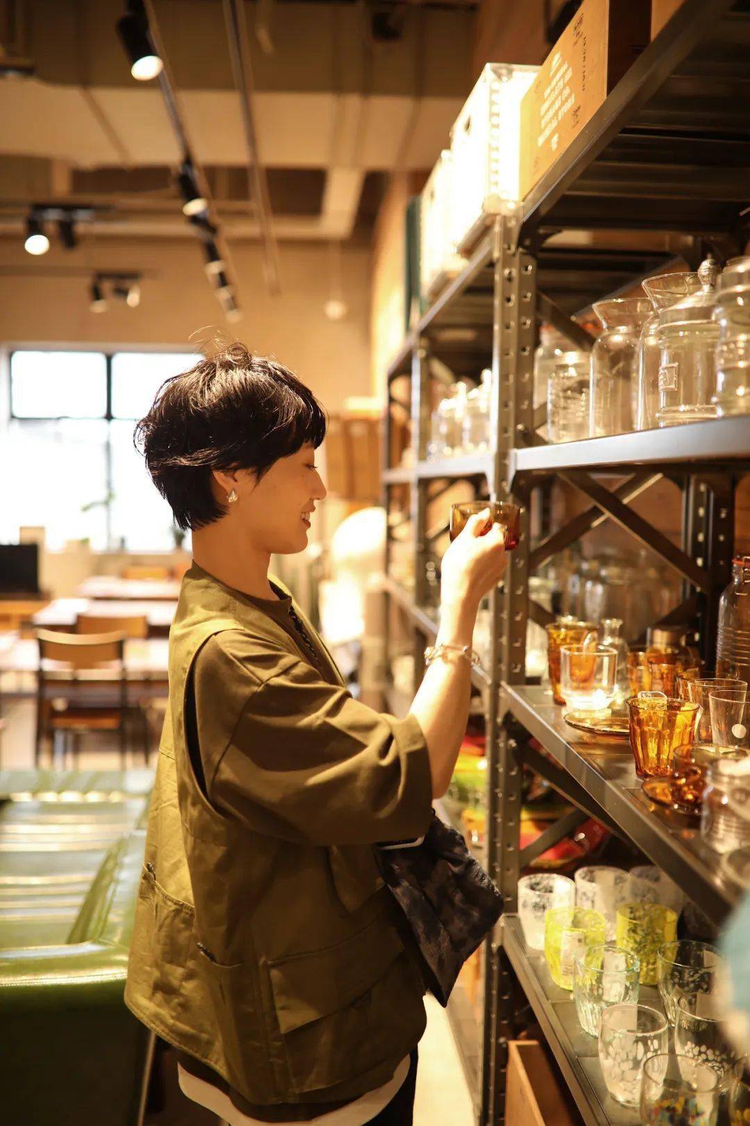 什么|6位时尚达人诠释，女生如何快速上手玩转 Urban Outdoor 风格