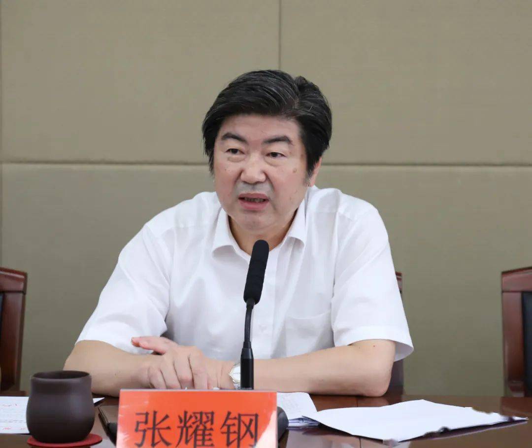 市人大常委会召开第七十三次主任会议 决定市十六届