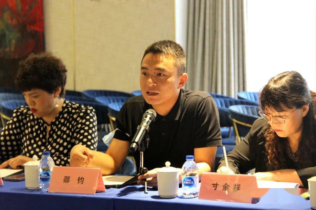 山海牵手,迪庆扶贫战线的上海帮手_邵钧