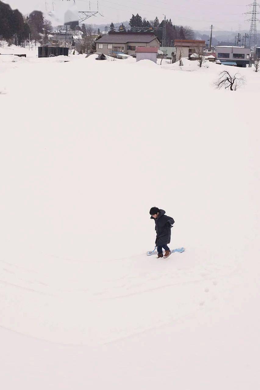 品牌|太格玩选|10大热门品牌秋冬型录大赏,100套造型带来100种穿搭灵感