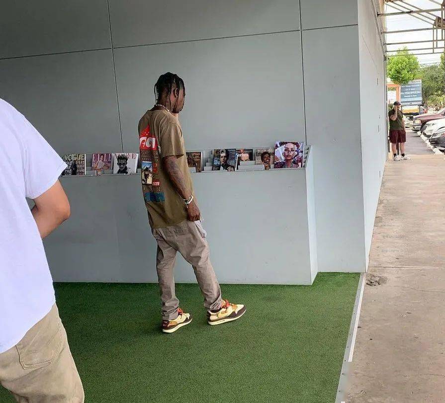 氧化|又一款 Travis Scott 倒钩联名曝光！氧化配色你打几分？