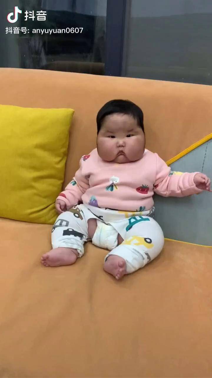 胖嘟嘟小可爱家有萌娃创作灵感宝宝一直在减肥的路上以前脸部很硬现在