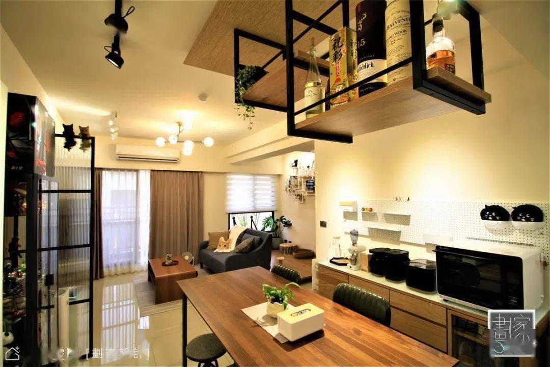 60平,融合人猫同居需求 百万预算打造loft轻工业宅