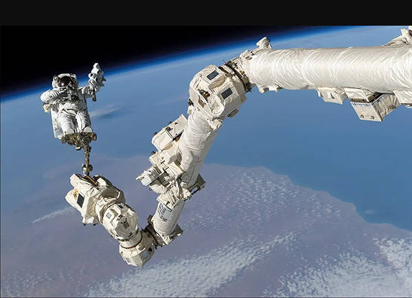 空间|技术派｜太空巧手，中国空间机械臂技术领先世界