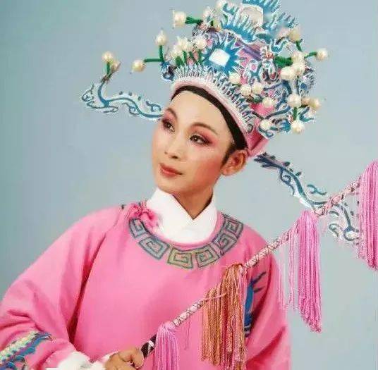 李敏霞顾艳艳洪董艳慧孙凌韬杨基鑫李琼燕蔡雪妮王文波孟再萍陈苹苹