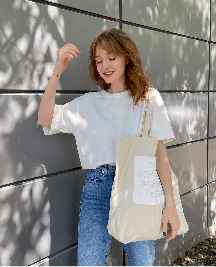 服装搭配 | 小个子女生简约风这样穿太棒了!