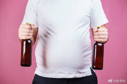 社交|啤酒肚里除了啤酒还有啥