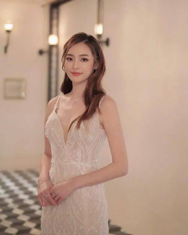 陈桢怡速学法文做主持多得翟威廉傍实