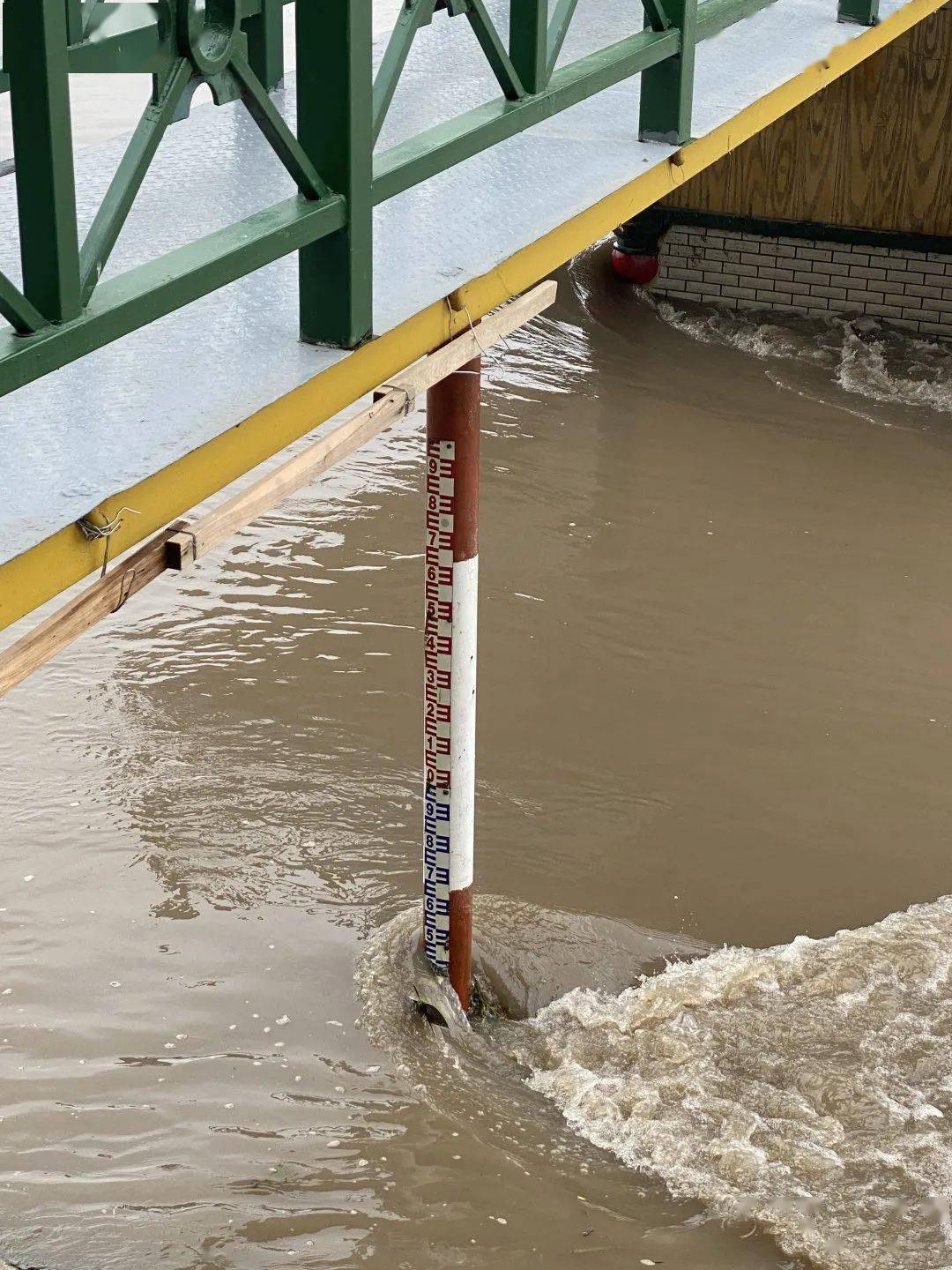 洪峰顺利通过松花江干流哈尔滨站 黑龙江省3条河流17个站点超警戒水位