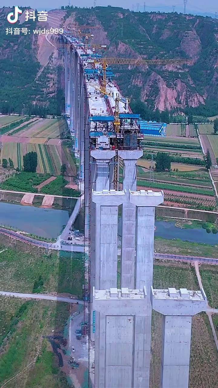 310国道南移项目弘农涧河特大桥全线贯通旅行大玩家抖音旅行