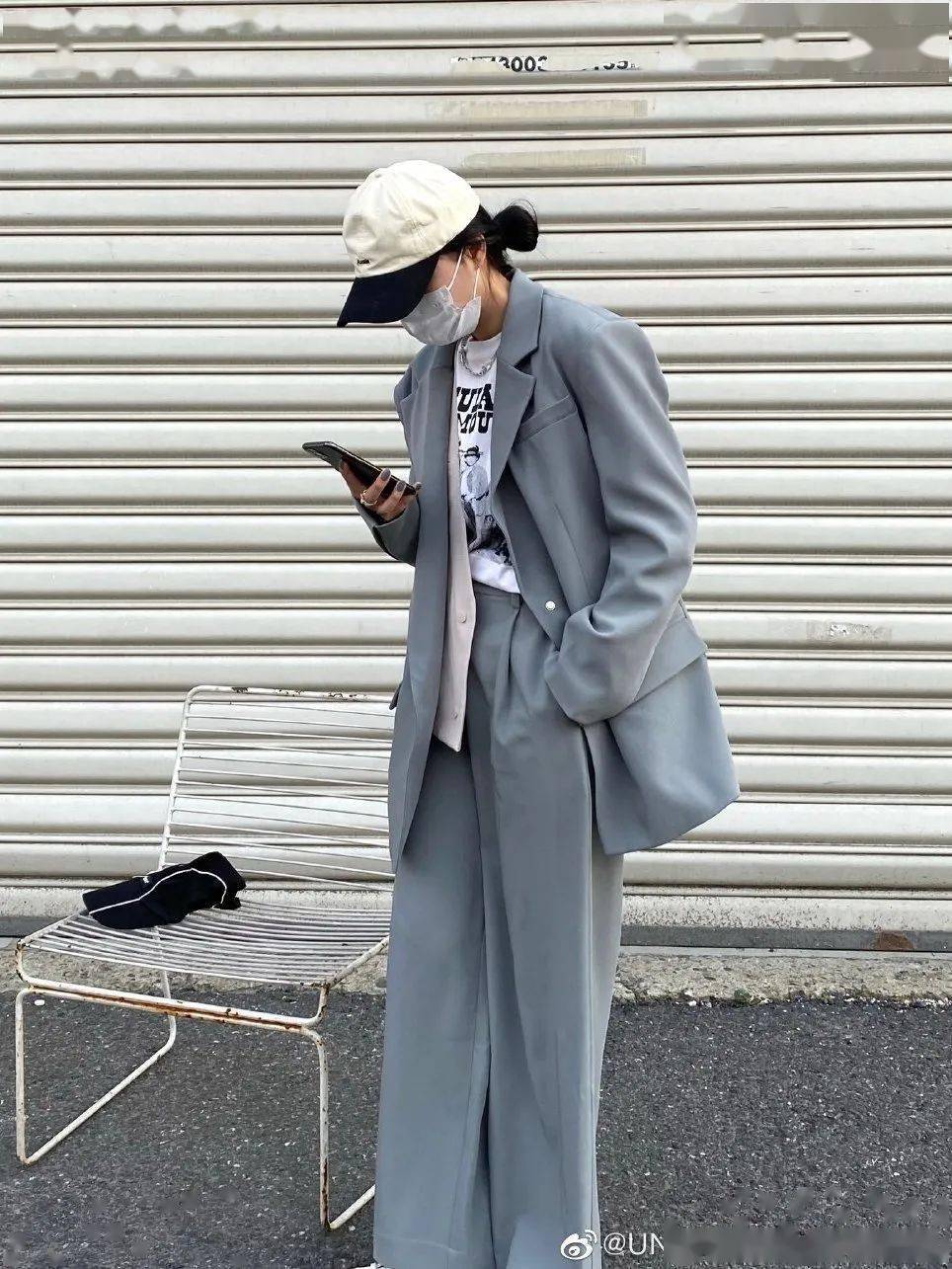 什么|换季穿什么？进来抄年轻人的答案