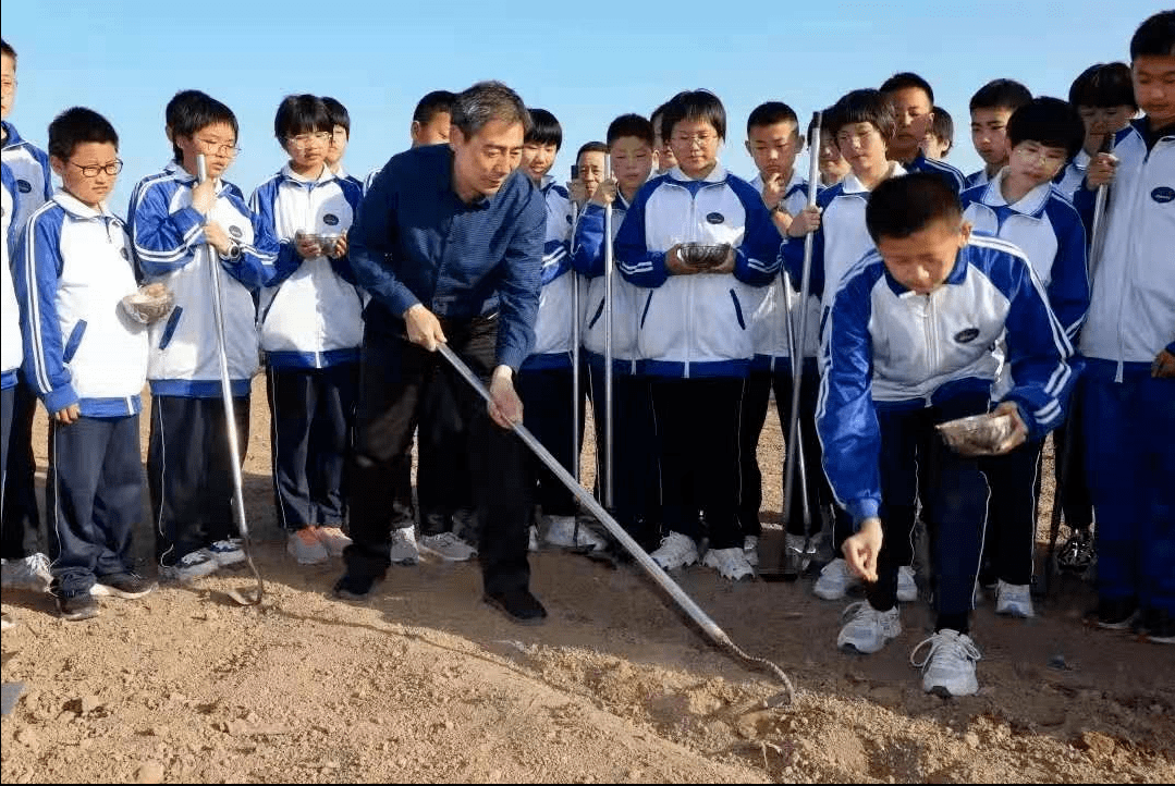 长垣市第一初级中学总校长蔡瑞昌新学年开学在即,疫情防控不可一日