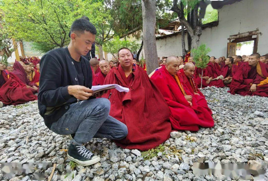 县委常委,统战部长吾堆到东竹林寺开展"反分裂反渗透"政策宣讲