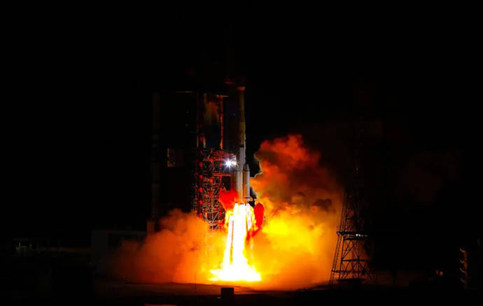 通信|长三乙火箭3项改进提升，通信技术试验卫星七号昨晚发射成功