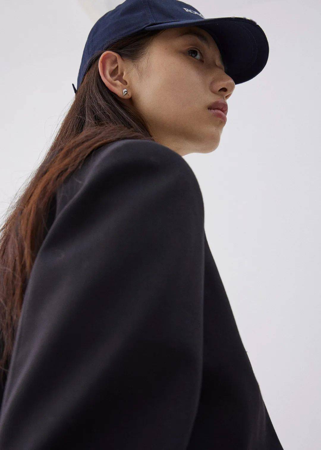 什么|换季穿什么？进来抄年轻人的答案