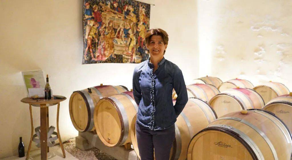 周星驰|绯闻星女郎的葡萄酒品味竟不输周星驰