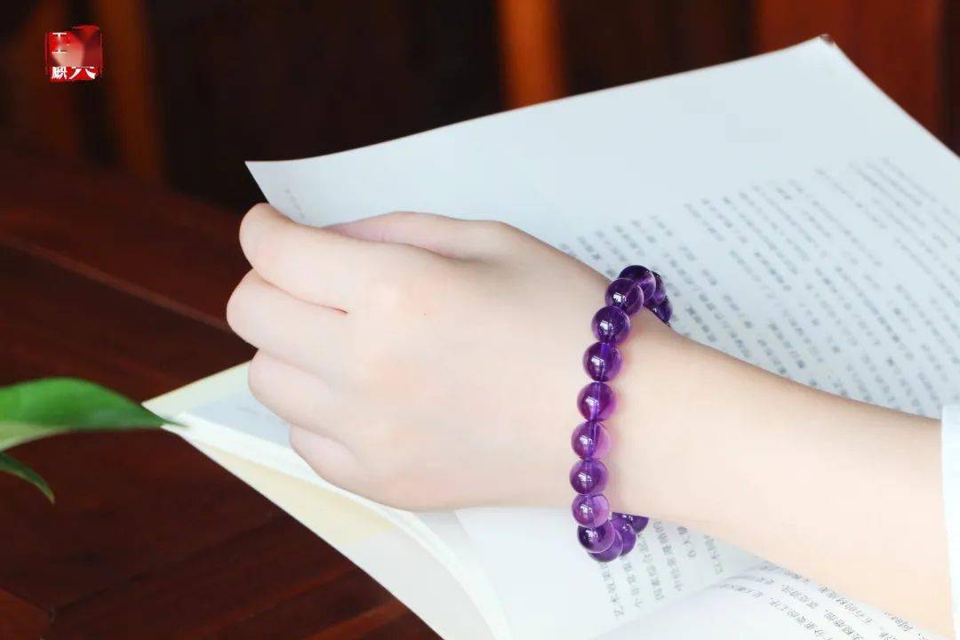 品质差的紫水晶 db5fb34ce3b943fbb6a02819dd5b5723.jpeg