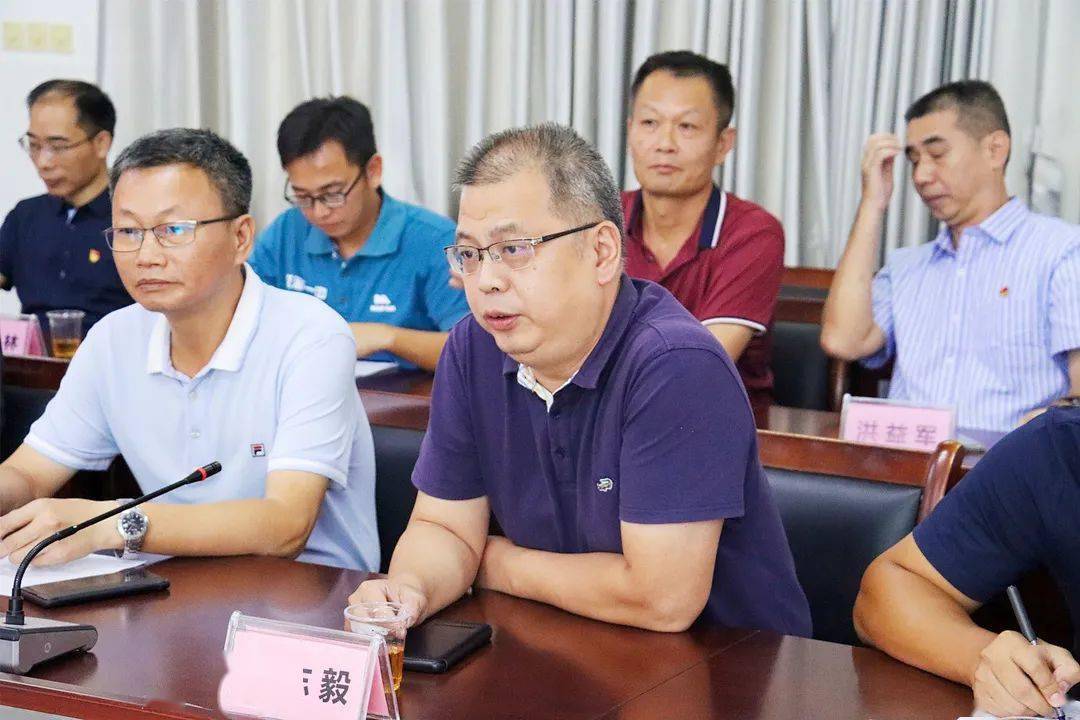 "新"有方向,笃行致远 | 龙海一中2021年新教师岗前培训工作会_张玉明