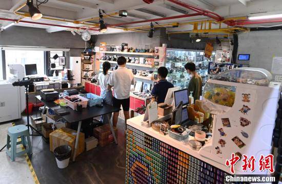 近日成为|成都一摄影工作室成为网红打卡地