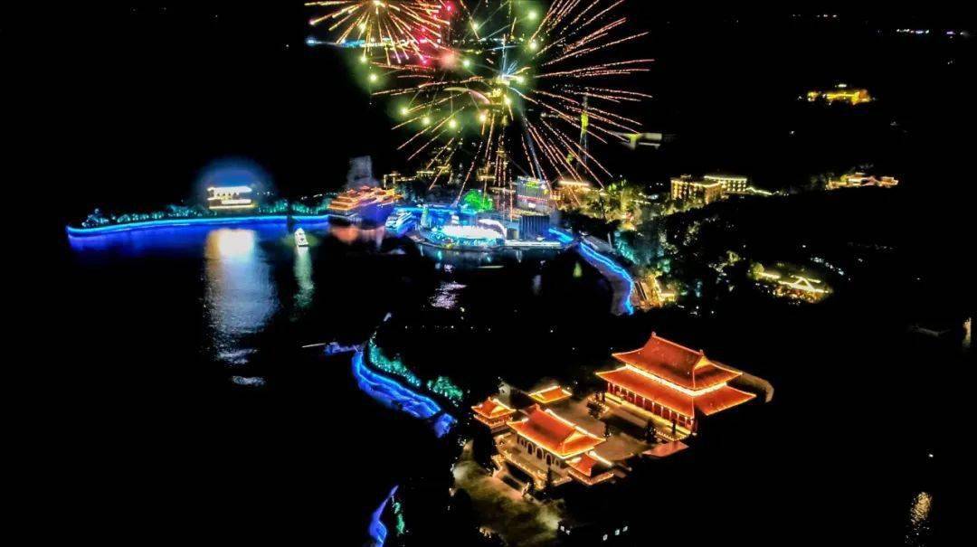 镜泊湖|依水而建，湖中舞台效果曝光！第四届黑龙江省旅发大会，我们9月1日见！