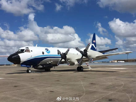 对流|飓风威力巨大，为什么飞机还能飞进去？不怕被吹翻嘛？