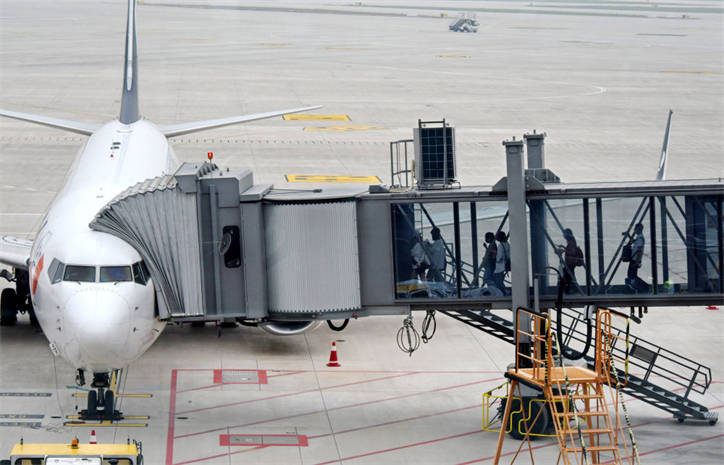 机场推销 8a401c612e414ef5a17a5a4c9ab84757.jpeg