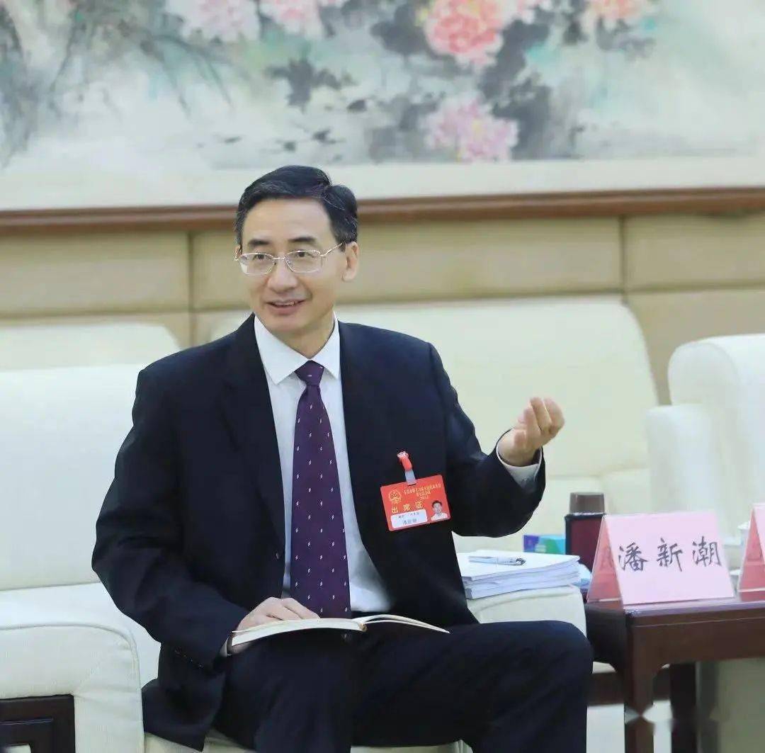 《人民之声·主任论坛》:推动镇街人大工作实现突破性进展(潘新潮)