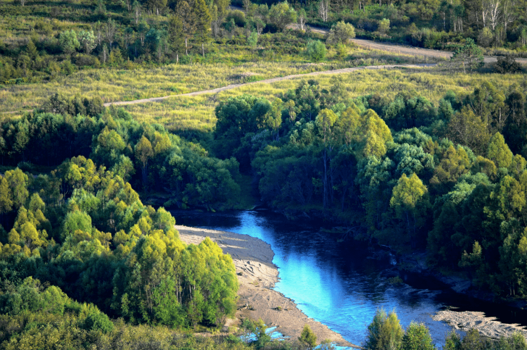 内蒙古这个地方宛若人间仙境…_伊图里河