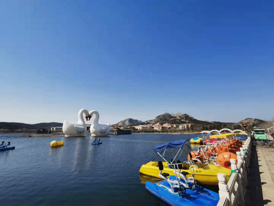 威海十大精致河湖隆霞湖水碧花红鸟空舞湖光山色令人醉