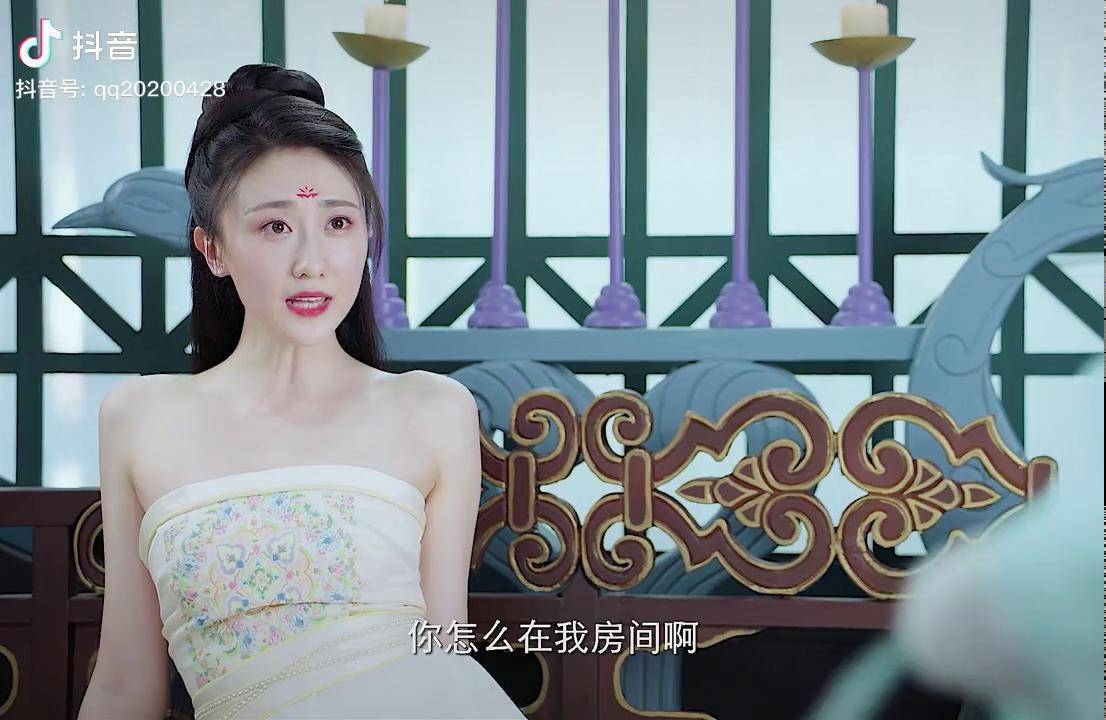 富少恋上绝美花魁安冬却被其父亲看不起白玉思无瑕
