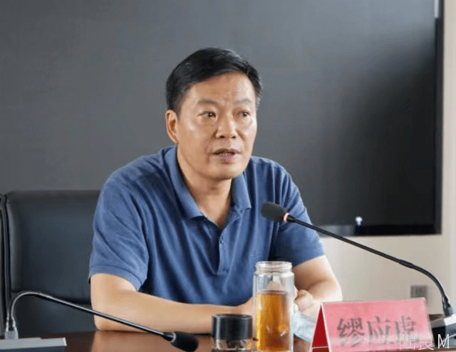 9月3日上午,陆良县委书记缪应虎对疫情防控及爱国卫生专项行动常态化