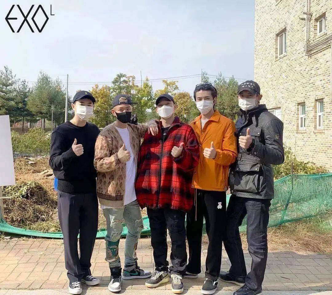 帖子|穿得越土越开心，10万人在豆瓣小组反时尚