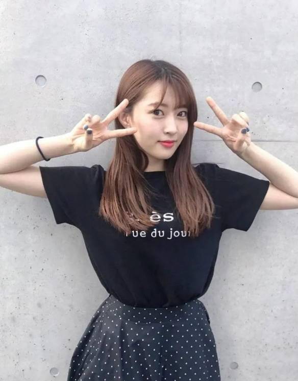 泳装下的身材无敌泰迦奥特曼女主吉永亚由里美照