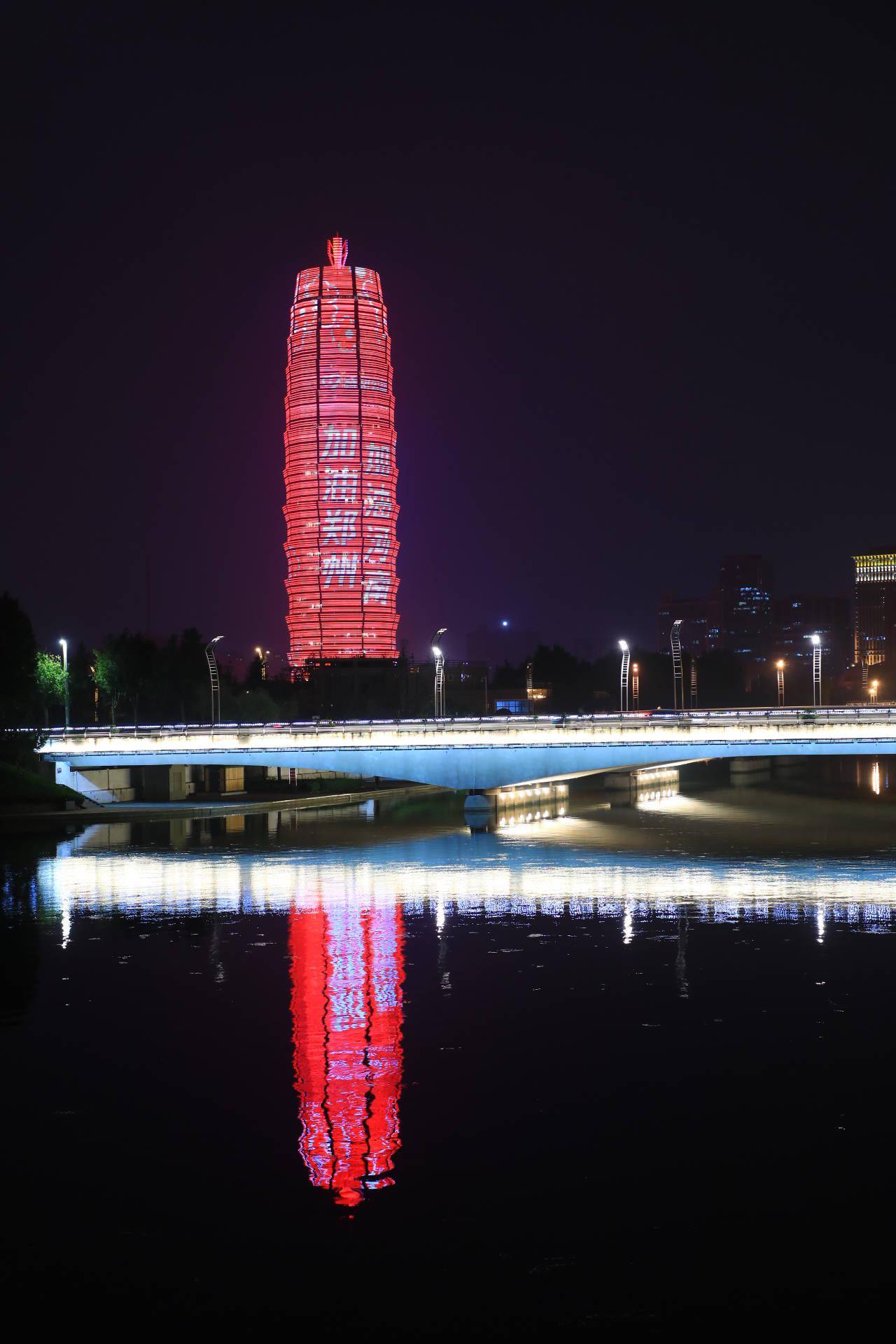 大玉米夜景手机图片