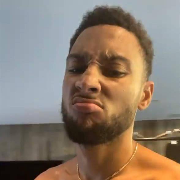 西蒙斯ig晒搞怪表情我的心情还是如此