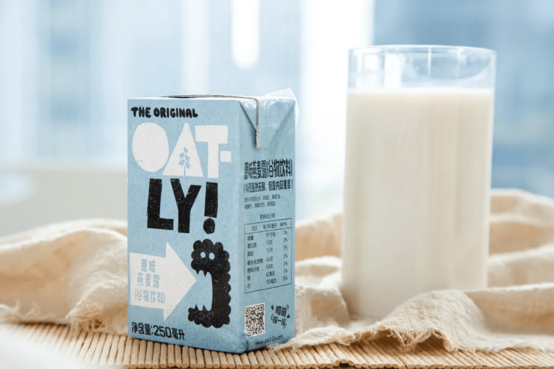 在全家跟风入的oatly燕麦奶简直yyds