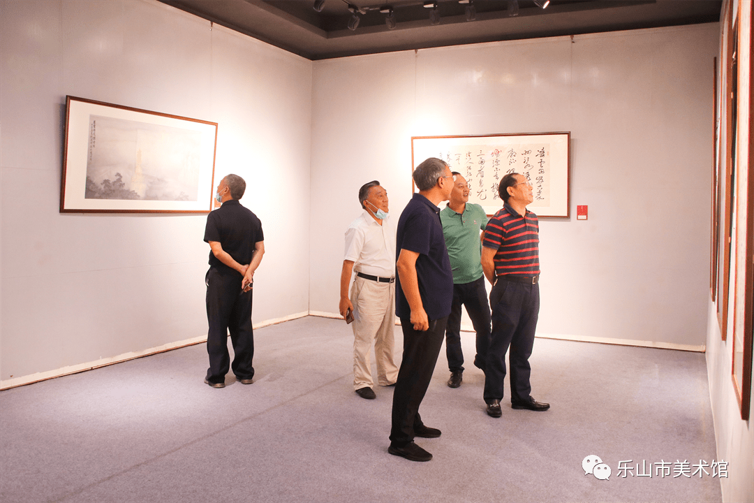 凌云西岸古嘉州—名家美术书法作品展开展_乐山