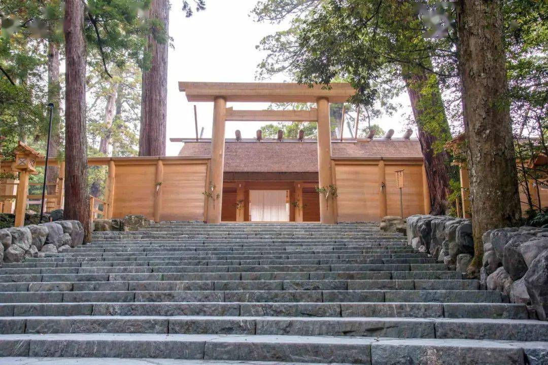 神宫 祭祀象征太阳的神 天照大神的神社 伊势