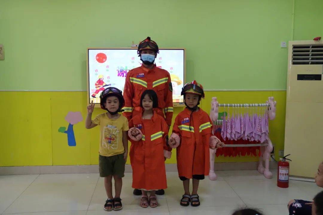 活动|河口消防 ▏消防知识进校园，争当“小小消防员”