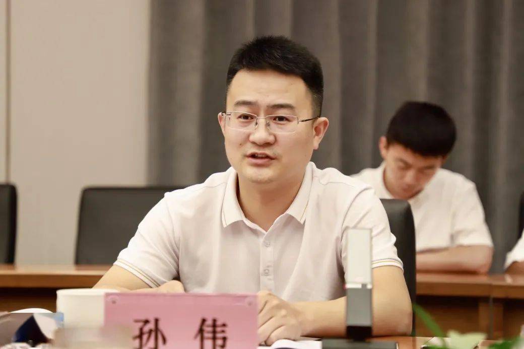 李凯到中建隧道调研指导工作