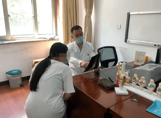 刘迅|妈妈为让女儿长高每天逼其跳绳3000个，结果→