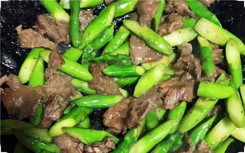 什么菜低脂又好吃 827f45c9cf7644a9b1209641d38e01a4.jpeg