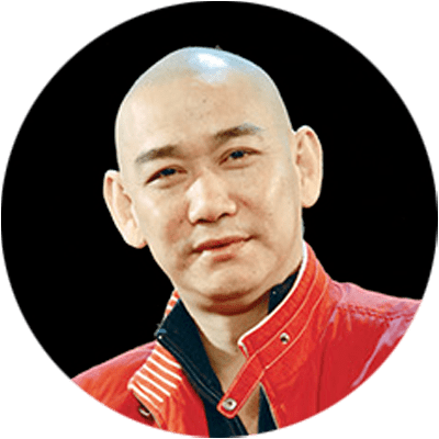 熊辰龙 饰演 皇帝国家一级演员,著名黄梅戏表演艺术家,曹禺戏曲表演奖