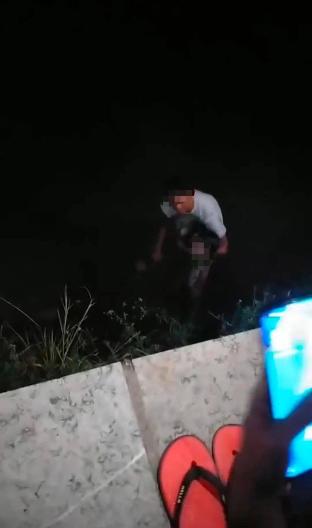 一点半是凌晨还是深夜 4b058727636a4feea05a2df5d7258414.jpeg