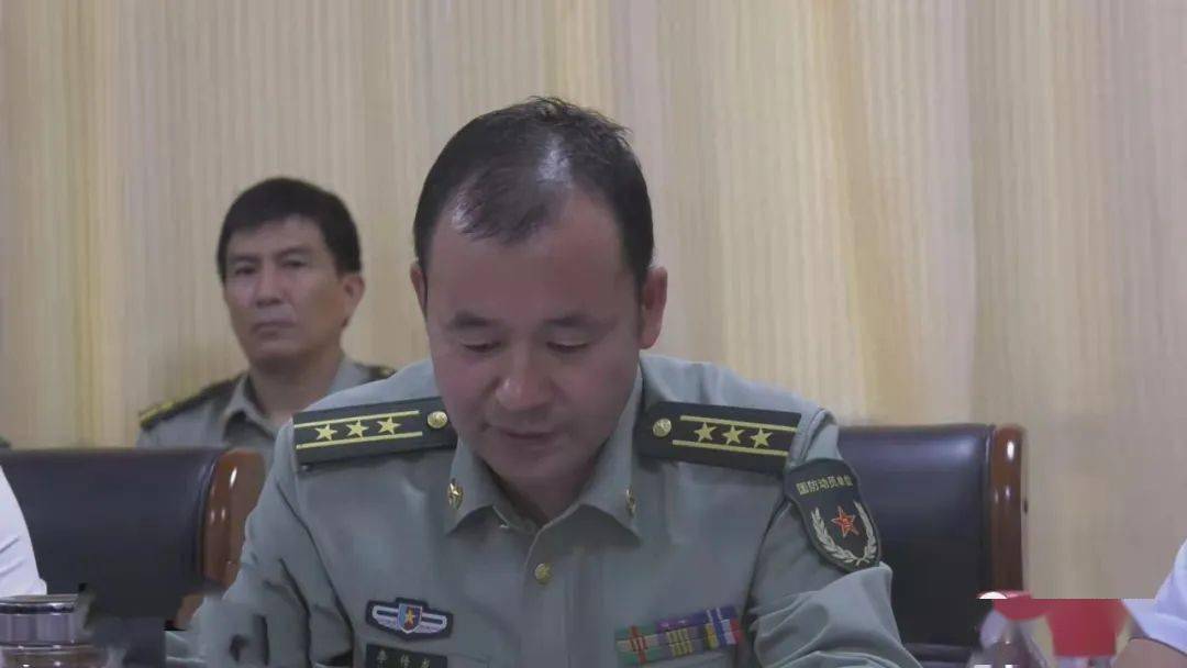 延安市军分区党委常委,战备建设处处长李卫国,延长县委常委,常务副