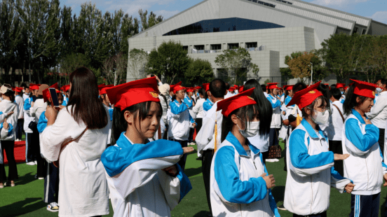 青春成长感恩责任靖边中学举行高2022届成人仪式